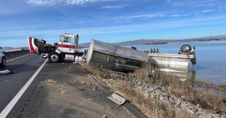 sr-37-ot-big-rig-leaking-fuel-into-water-1-chp-solano